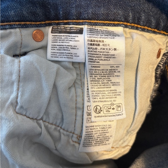 Levi's Men's Blue Denim Jeans, Classic Fit, NWT, Size 33x30 - Picture 5 of 6